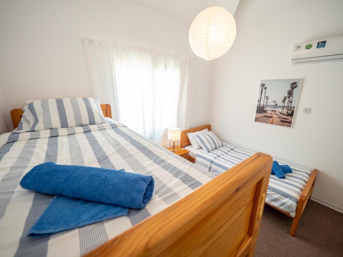 The Salnik Beach Apartment Limassol Luaran gambar